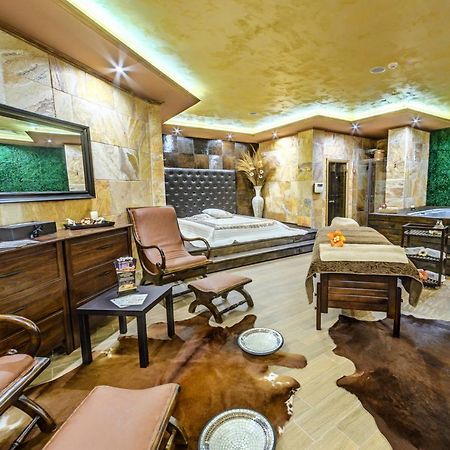 Villa Dea & Villa Ina - Villas & Spa Park In Velingrad Extérieur photo