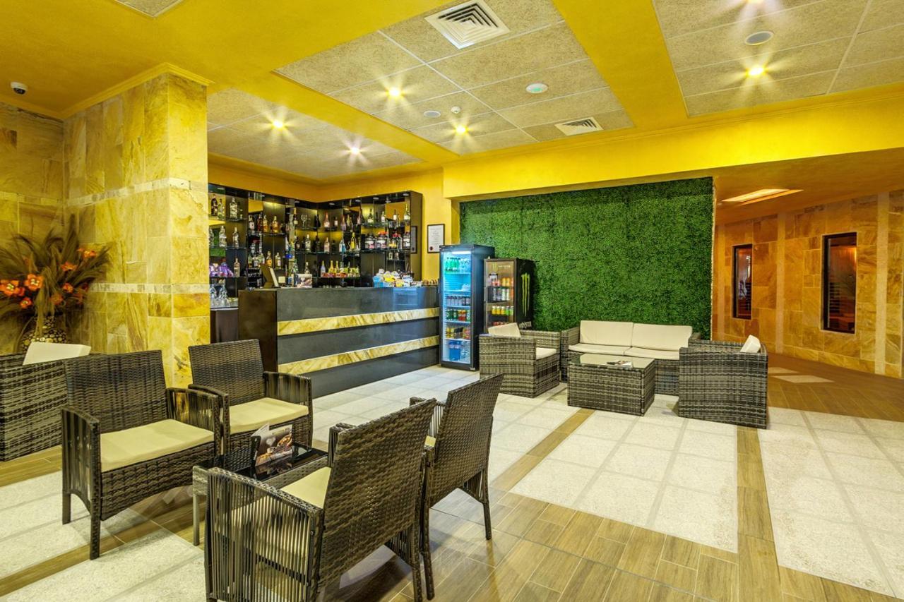 Villa Dea & Villa Ina - Villas & Spa Park In Velingrad Extérieur photo
