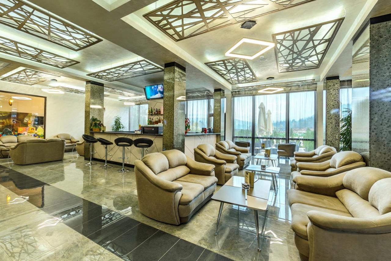 Villa Dea & Villa Ina - Villas & Spa Park In Velingrad Extérieur photo