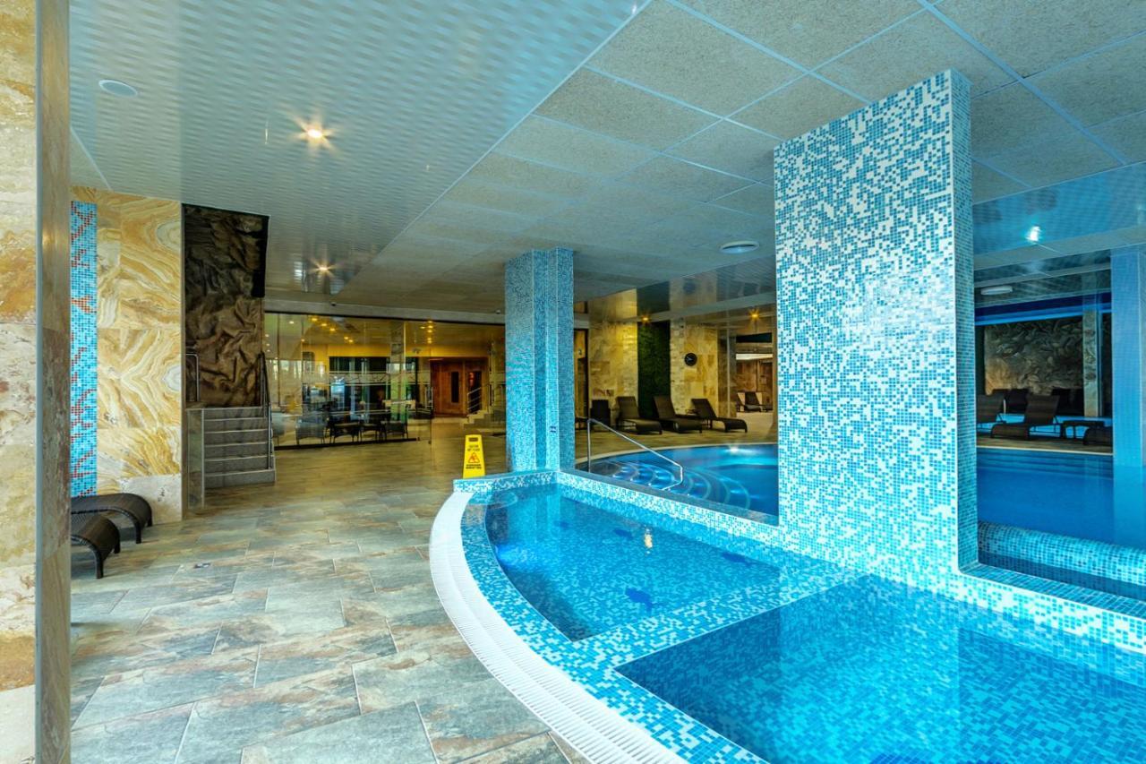 Villa Dea & Villa Ina - Villas & Spa Park In Velingrad Extérieur photo